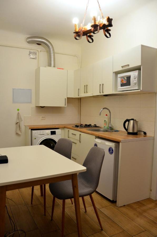 Brand New Apartment In City Center 리비프 외부 사진